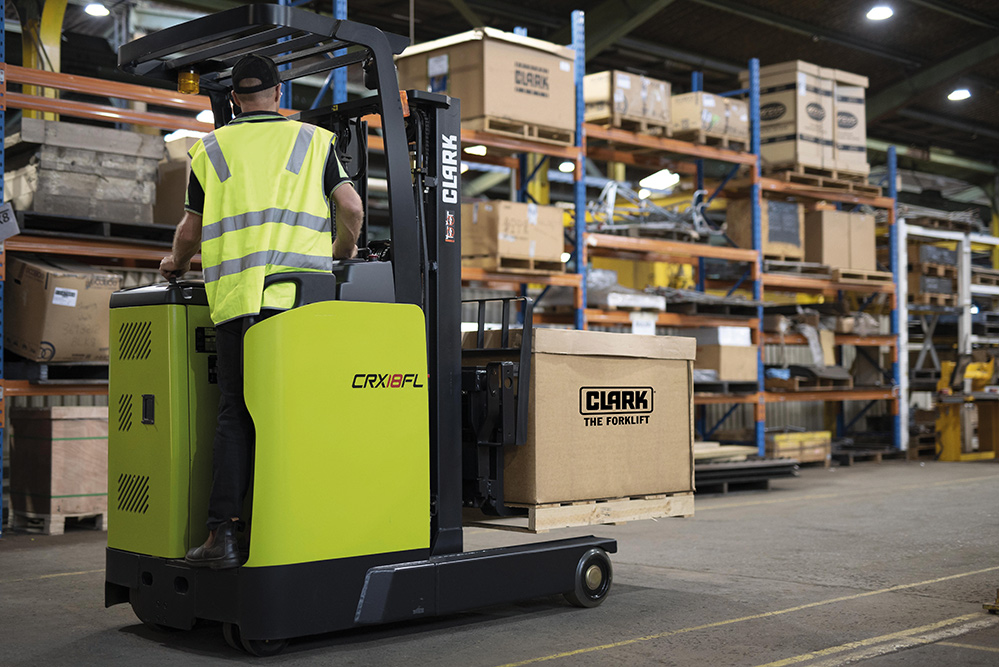 CLARK STAND-UP REACH TRUCK CRX10-25FL