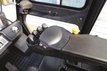 HYDRAULIC OPERATION HYDRAULIC OPERATION