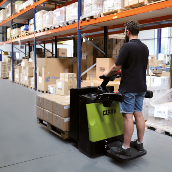 CLARK electric low lift pallet truck PPXS20 2000 kg with lithium-ion battery CLARK electric low lift pallet truck PPXS20 2000 kg with lithium-ion battery