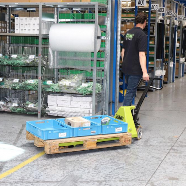 CLARK HPT Premium 2500 kg hand pallet truck CLARK HPT Premium 2500 kg hand pallet truck