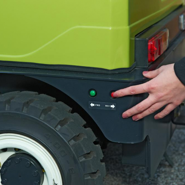 CLARK Schlepper und Routenzüge CTX40 / CTX70 4000 / 7000 kg CLARK Schlepper und Routenzüge CTX40 / CTX70 4000 / 7000 kg