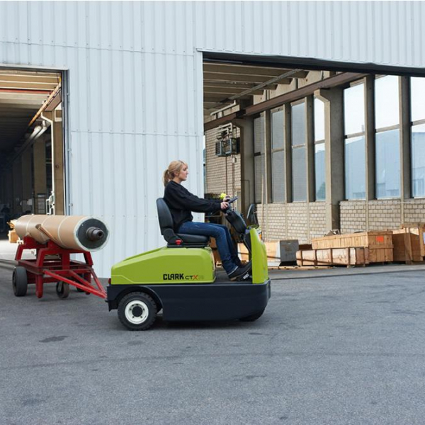 CLARK Schlepper und Routenzüge CTX40 / CTX70 4000 / 7000 kg CLARK Schlepper und Routenzüge CTX40 / CTX70 4000 / 7000 kg