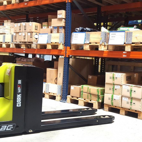 CLARK Electric low lift truck WPX20 2000 kg CLARK Electric low lift truck WPX20 2000 kg